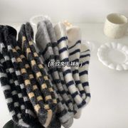 加厚兔羊毛袜子女ins潮秋冬季保暖韩版日系，条纹毛绒中筒袜堆堆袜
