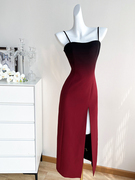 红色性感抹胸连衣裙女吊带长裙，气质高级感法式赫本风宴会礼服裙子