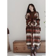 墨黛原创女装2024冬季棉线羊毛，混纺花色粗线厚实保暖长款毛衣外套
