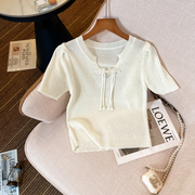 韩系白色短袖针织衫，2024春夏甜美气质软糯小个子，v领短款上衣