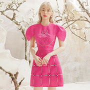 越南小众设计师女装玫红色连衣裙夏刺绣立体花朵甜美名媛气质短裙