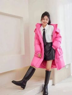 原版明星白鹿同款衣服，粉红色羽绒服女2024冬季中长款外套上衣