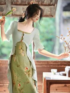 新中式绿色印花吊带荷叶，边针织开衫套装，修身连衣裙中袖十动漫