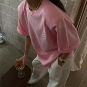 粉色短袖t恤女纯棉夏宽松(夏宽松)体恤简约气质，字母绣花垫肩上衣长款