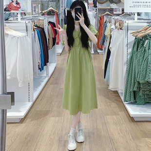 绿色小清醒连衣裙女夏季韩版法式泡泡袖v领收腰显瘦a字长裙子
