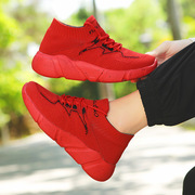 大红色运动跑步鞋轻便小红鞋厚底套脚本命年跳舞旅游鞋大码43