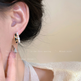 法式小香双层珍珠耳圈春天轻奢高级感小众耳环潮气质独特耳饰耳钉