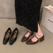 高级感法式复古玛丽珍鞋棕色单鞋浅口鞋冬韩版女鞋子配裙子小皮鞋