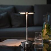 日本简约高级感触摸台灯便捷充电金属轻奢床头餐厅酒吧氛围感桌灯