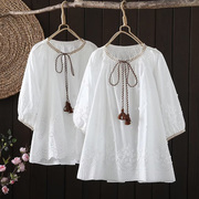 女装夏季系带圆领套头娃娃衫民族风中袖白色上衣精美绣花衬衣