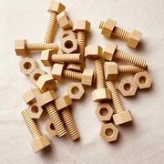 积木制螺丝玩具幼儿宝贝，动手拆装拼装螺母，组合玩具车螺丝配件