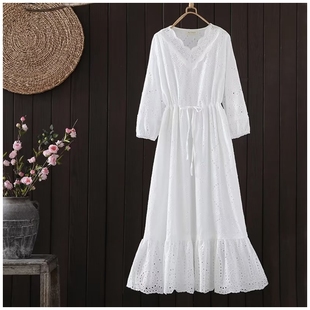 外贸女装2023年夏季镂空V领系带连衣裙白色花边薄款沙滩裙子