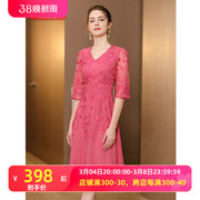 2023春秋刺绣连衣裙红色蕾丝高端修身显瘦中袖妈妈装大码高贵裙子