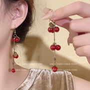 显白红色樱桃耳环中国风独特设计森系长款耳坠气质高级感复古耳饰