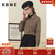 格子衬衫女长袖今年流行的漂亮小衫kbne2023秋装，设计感衬衣