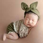 新生儿摄影服装婴儿拍照发带连身衣影楼道具女宝宝月子满月照衣服