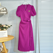 玫粉色V领系带连衣裙2024夏装时尚气质修身显瘦女士长裙