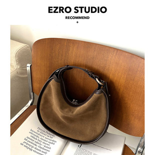 EZRO小众设计麂皮磨砂真皮半圆包真皮斜挎百搭手提月牙包
