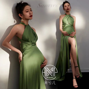 孕妇拍照服装影楼摄影写真艺术照主题个性高级感绿色缎面礼服出租