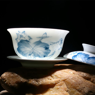 手绘荷花盖碗茶杯景德镇青花瓷，茶碗大号三才杯陶瓷功夫茶具