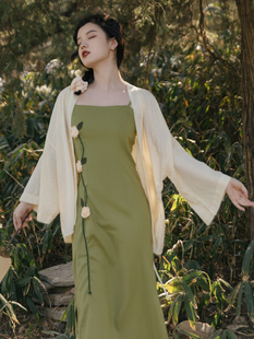 春秋新中式女装改良日常汉服，绿色吊带连衣裙国风，套装防晒开衫通勤