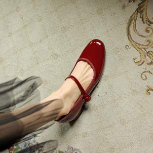 鹿与奈良气质法式中式文艺甜美玛丽珍鞋酒红色婚鞋浅口低跟单鞋女