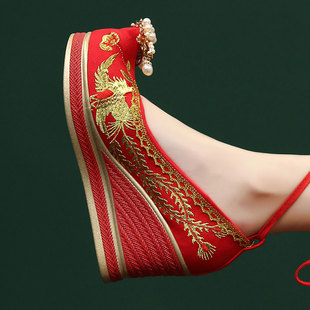 古风汉服鞋坡跟婚鞋新娘鞋秀和两穿中式婚礼，高跟刺绣结婚鞋子红色
