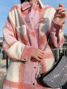 法式小众复古粉紫色格纹拼色宽松廓形排扣羊毛呢，外套上衣女气质春