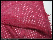 酒红色色织镂空混纺针织，布料时装面料开衫坎肩打底衫