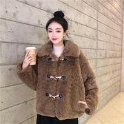 羊羔毛外套(毛外套)女短款秋冬韩版仿皮草，2022刷花加厚牛角扣毛绒大衣