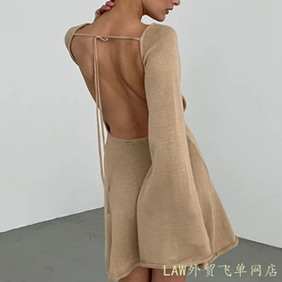 Slim  knitted dress suit长袖针织露背性感连衣裙秋冬喇叭袖紧身