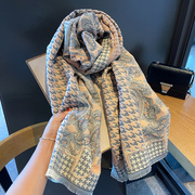 法国办公室空调披肩女外搭护肩保暖两用长款冬季羊绒立体围巾