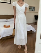 法式气质蕾丝镂空刺绣中长款白色连衣裙女2024夏修身显瘦复古长裙