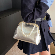流行中国风银色夹口包包，女2023潮时尚，包百搭大容量单肩斜挎包