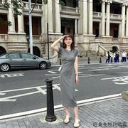 韩国休闲圆领修身长款短袖连衣裙女夏季设计感小众灰色包臀裙