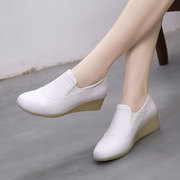 深口护士鞋白色圆头中坡跟牛筋软底休闲舒适女单皮鞋棉鞋