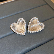 银针锆石爱心耳环女欧美法式时尚，创意设计感轻奢，高级感气质耳饰品