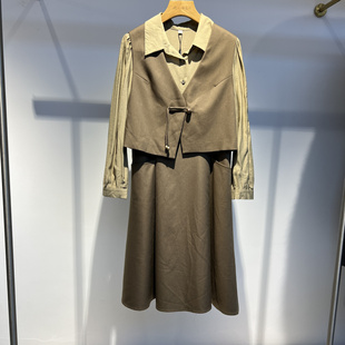 蔚YAT3221商场专卖2024春时尚丽人女装小马甲显瘦气质两件套裙潮