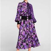 欧美时尚印花紫拼接围巾，领灯笼袖橡筋，收腰长款连衣裙涤纶单件