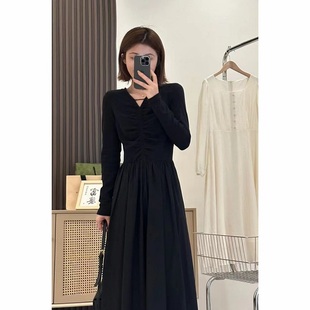 法式黑色长裙气质连衣裙女2023秋季设计感收腰显瘦裙子