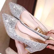 婚鞋女2023银色高跟水晶鞋，粗跟金色伴娘，鞋低跟大码婚纱新娘鞋