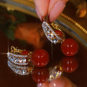 红色轻奢一款多戴珍珠耳环，2024年s925纯银针，高级感复古女耳饰