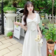 轻奢大码女装夏季新式复古方领设计感白色连衣裙气质时尚小白裙