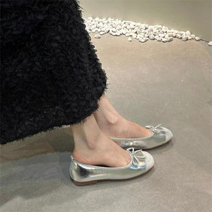 法式平底温柔晚晚鞋，2024春夏仙女风银色软底，一脚蹬单鞋孕妇