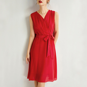 红色桑蚕丝连衣裙夏法式(夏法式)优雅气质v领无袖真丝2023女裙子纯色
