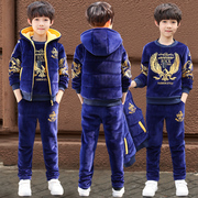儿童装男童金丝绒套装2023韩版加厚加绒男孩秋冬季卫衣三件套