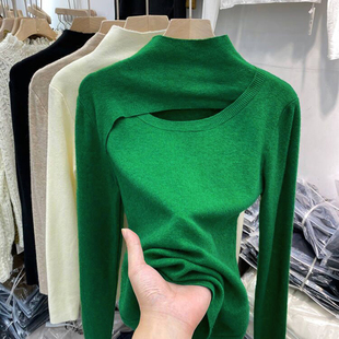 绿色半高领毛衣女(毛衣女，)2023秋冬羊绒，设计感镂空上衣内搭针织打底衫