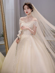 主婚纱2022新娘气质一字，肩香槟色奢华宫廷，风法式公主秋冬轻纱