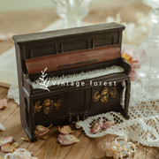 钢琴摆件zakka杂货树脂做旧做脏复古迷你小钢琴，拍摄道具家居工艺