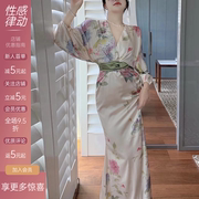 中式汉服中国风晨袍新娘结婚伴娘礼服印花连衣裙度假油画法式长裙